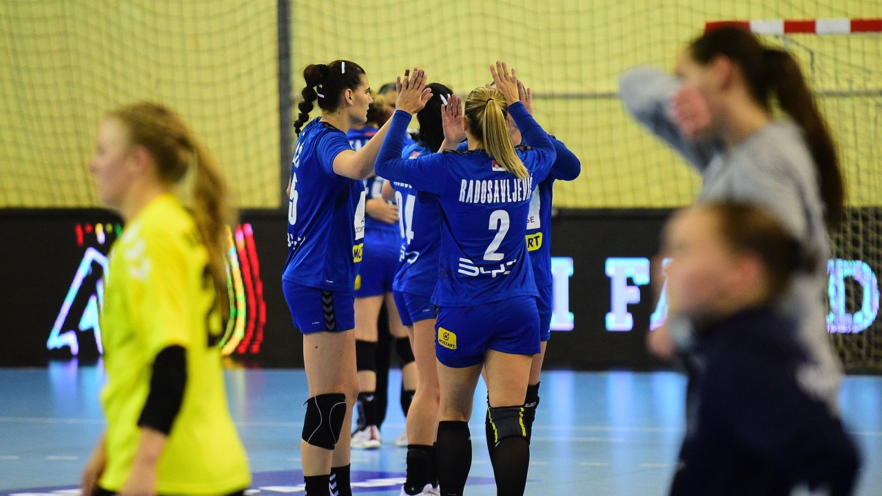 Dame ubedljive na startu kvalifikacija, blistala Krpež-Šlezak